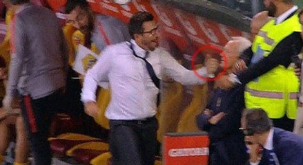 Roma teknik direktörü gole sevinirken elini kırdı