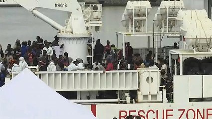 España e Italia, frente a la llegada masiva de los inmigrantes