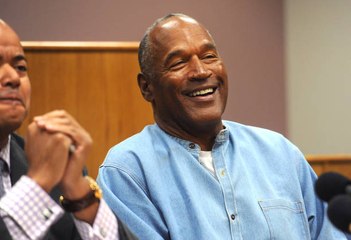 Sacha Baron Cohen Jokes With OJ Simpson About Killing Women