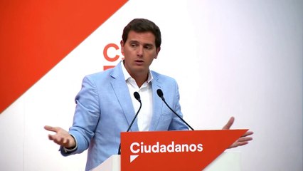 Rivera: "Sánchez es como Zapatero, equidistante entre el tirano Maduro y los demócratas de Venezuela"