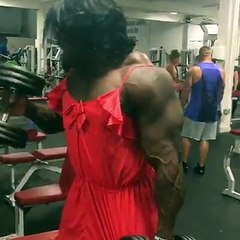 How girls think they will look when they touch weightsBlessing Awodibu