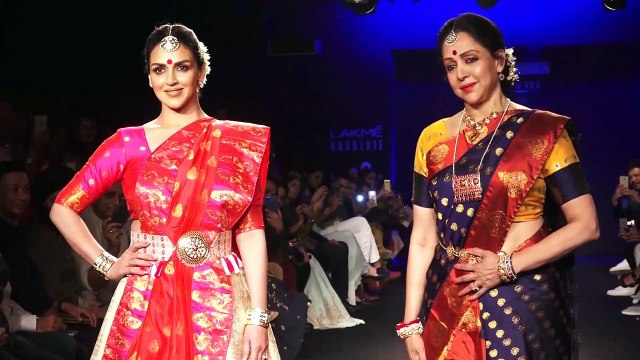 Esha Deol Insulted By Anchor During Lakme Fashion Week 2018 | Esha-Hema Duo Ramp Walk | Video | Mystique Bollywood