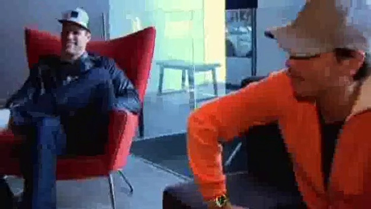 kourtney and kim take new york s02e06 cats away mice play