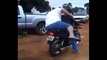 Fat man falls off the bike [VIDEOS OF THE BEST FALLS]