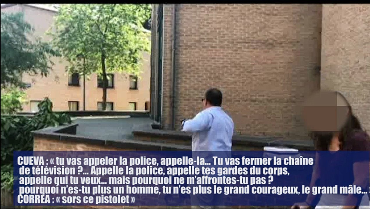 Tension entre le journaliste Ramiro Cueva et Rafael Correa, l’ex-président de l’Équateur
