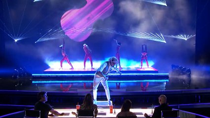 Brian King Joseph- Violinist Performs Epic Rendition Of 'Centuries' - America's Got Talent 2018-1