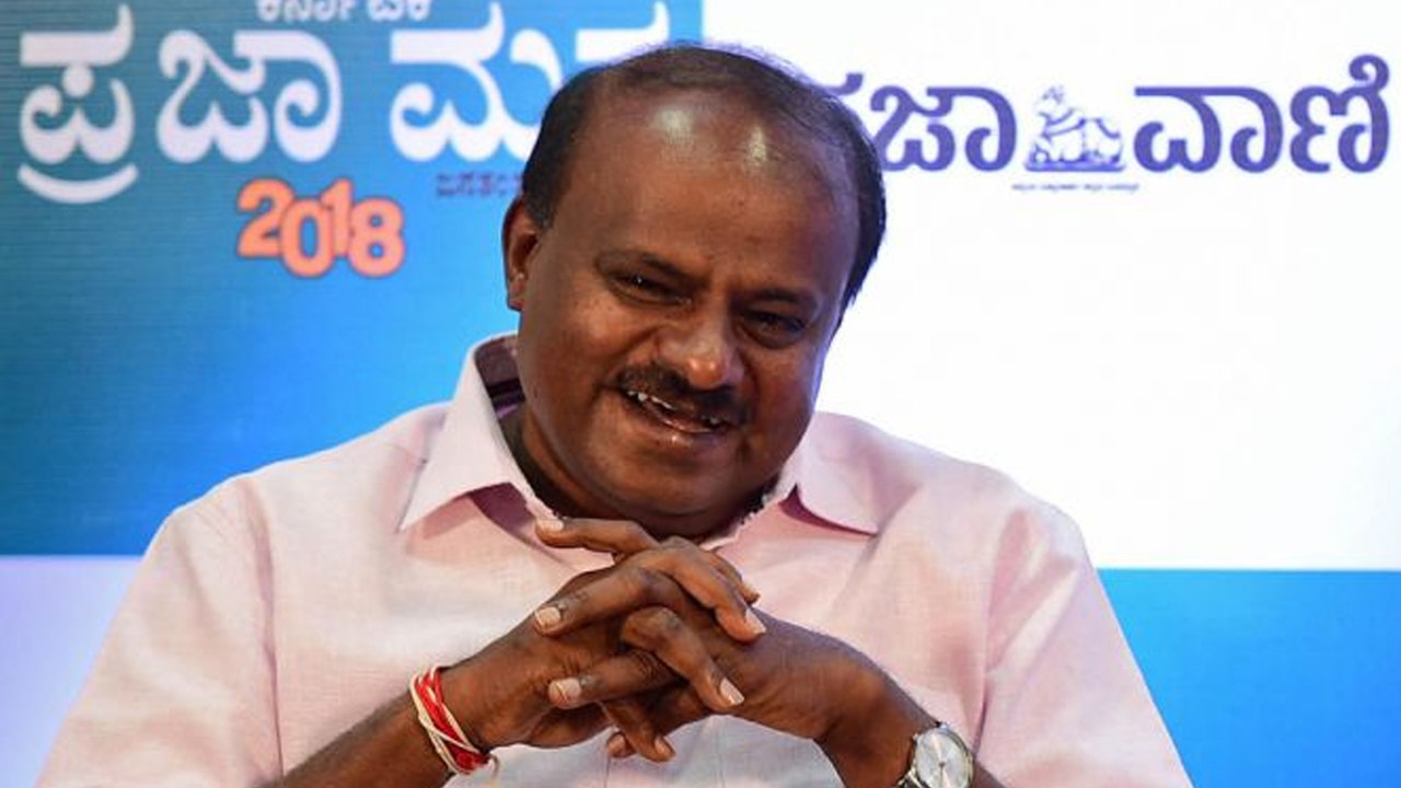 ಎಚ್ ಡಿ ಕುಮಾರಸ್ವಾಮಿ ವಿರುದ್ಧ ಮೈಸೂರಿನಲ್ಲಿ ಪ್ರತಿಭಟನೆ ನಡೆಸಿದ ರೈತರು | Oneindia Kannada