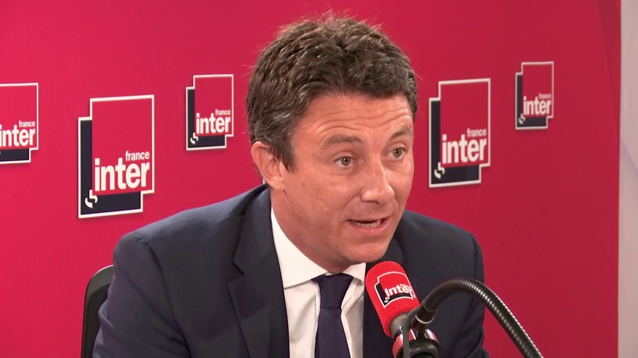 Benjamin Griveaux : "Nicolas Hulot n'a pas à rougir de ce qu'il a fait en 15 mois"