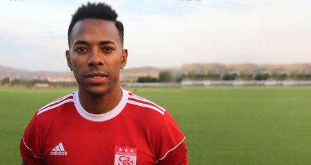 Sivasspor'un Brezilyalı Yıldızı Robinho: Var Sistemi Futbolun Güzelliğini Örtüyor