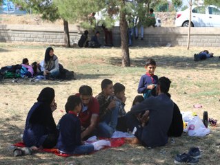 Göçmenleri İstanbul ve Ankara Diye Diyarbakır'a Getirdiler