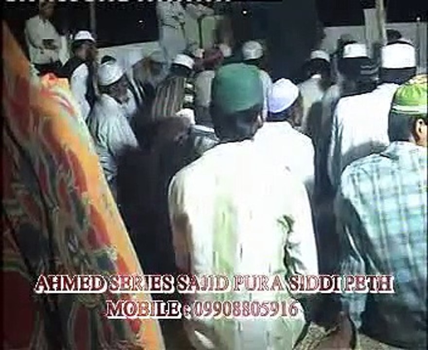 aaj wo saaqi hai mai mei qwar hoon