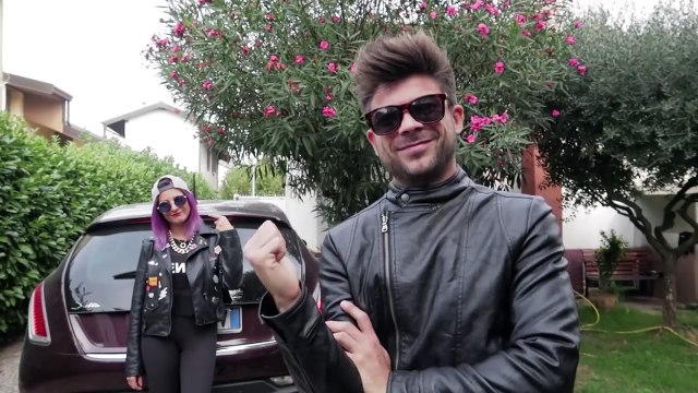 5 SCHERZI HORROR DA FARE [5 funny pranks horror] - Luca&Katy