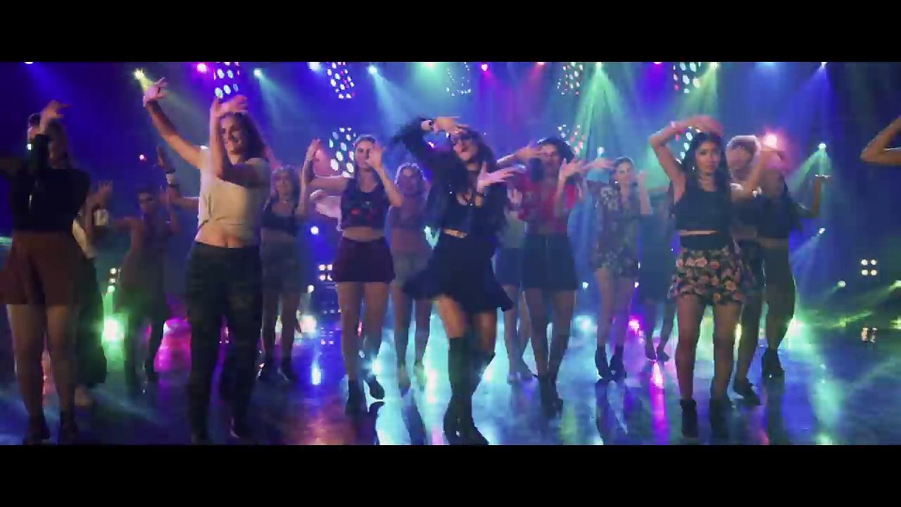 Rafta Rafta Dekho Aankh Meri Medley feat. Salman Khan, Sonakshi Sinha   Yamla Pagla Deewana Phir Se