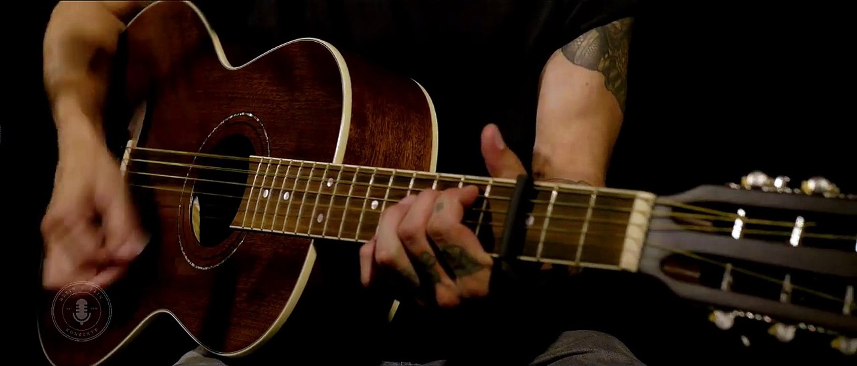 Dennis B. Markheim - Der Song, der dich wieder aufbaut (@Klein und Fein Konzerte)