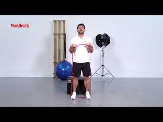 Fitness con banda elástica: Bíceps