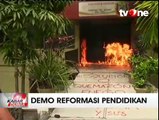 Unjuk Rasa Menuntut PM Meksiko Mundur Dihujani dengan Pelemparan Bom Molotov