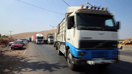 Sınırdaki birliklere beton blok sevkiyatı - HATAY