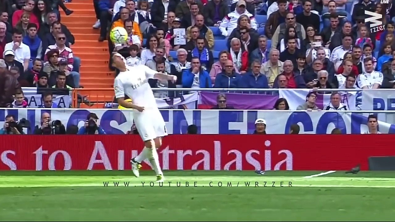 Football Circus ft. Neymar, C.Ronaldo, Ronaldinho, etc