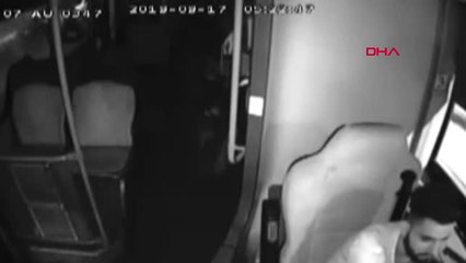 Antalya Turistlerden 'Taksici Bizi Dövdü' İddiası