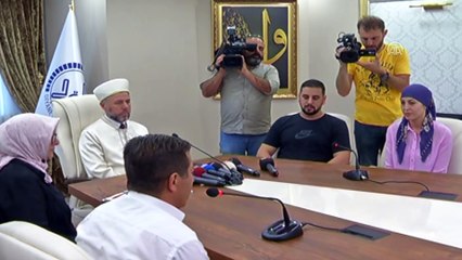 Kelimeişehadet getirirken döktüğü gözyaşlarıyla Müslüman oldu - KAYSERİ
