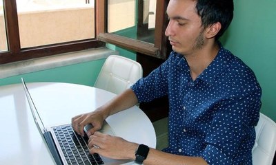 Lise öğrencisi Apple'ın yeni bir güvenlik açığını buldu