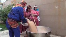 Yörük Kadınlar Müzede Ekşi Elmalı Çorba Yaptı - Bilecik