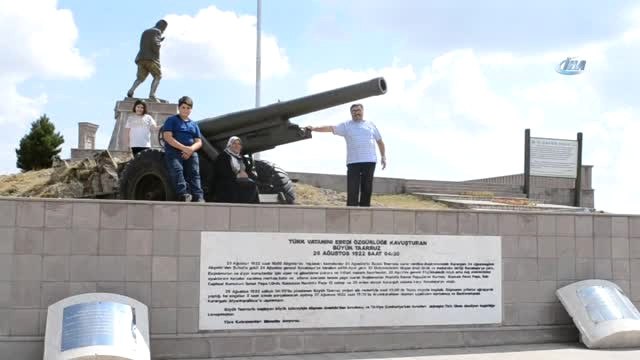 Mustafa Sarıgül'den Kocatepe'ye Ziyaret