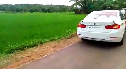 केरला बाढ़ पीड़ितों के लिए की गई मदद के बदले केरला वासियों की मुस्लिम देश कतर से मुहब्बत का आलम देखें।