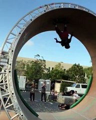La skateuse Lizzie Armanto réussi le looping de Tony Hawk
