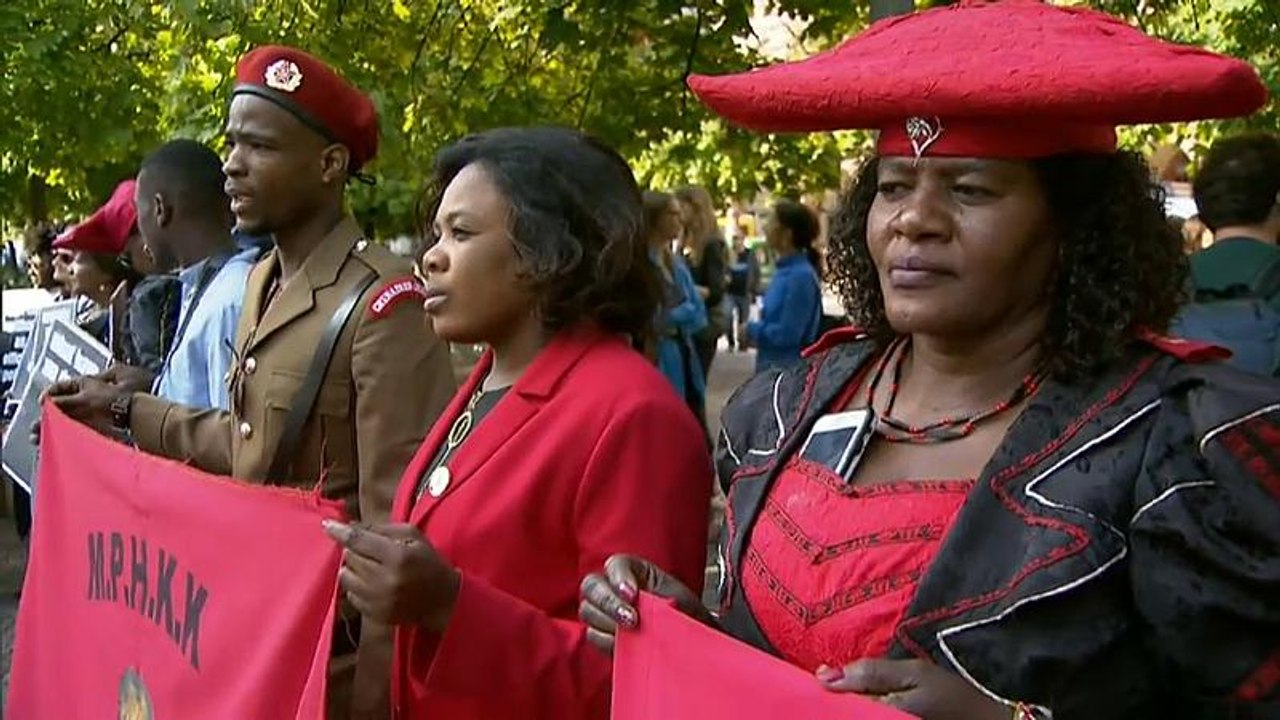 Kolonialverbrechen: Herero-Delegation in Berlin