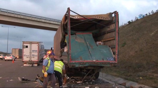 Yavuz Sultan Selim Köprüsü Çıkışında Kaza: 2 Ölü, 2 Yaralı