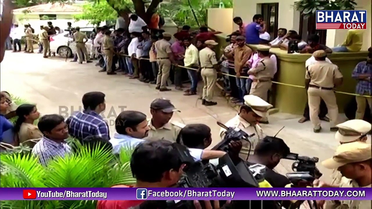 Nandamuri Harikrishna Body Reached To Home-NTR And Kalyan Ram | Live From Harikrishna Home