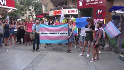 İzmir Travesti Cinayeti, İzmir'de Protesto Edildi