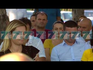 Скачать видео: KRYEMINISTRI EDI RAMA NE SHENGJIN PER SEZONIN TURISTIK - News, Lajme - Kanali 7