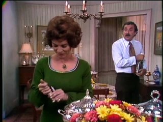 Maude S01E05