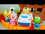 뽀로로 통나무 엘리베이터 레일카 장난감 놀이 Pororo toy rail car Pororo железнодорожных вагонов игрушки