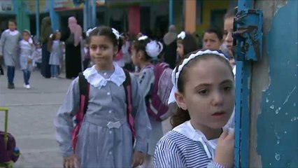 رغم تقليص المساعدات.. الأونروا تبدأ بحذر عاما دراسيا جديدا