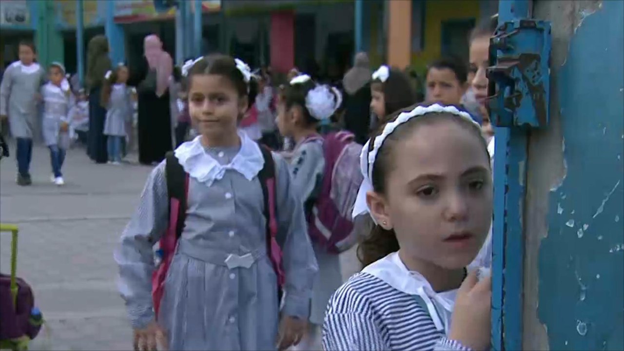 رغم تقليص المساعدات.. الأونروا تبدأ بحذر عاما دراسيا جديدا