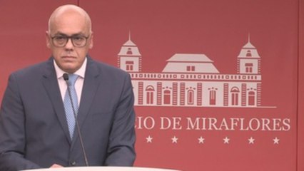 Ministro Rodríguez informa que jubilados venezolanos no cobrarán con el "carnet de la patria"