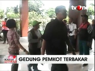 Polisi Olah TKP Terbakarnya Kantor Walikota Bekasi