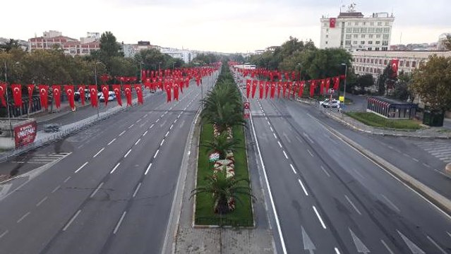 İstanbullular Dikkat! 30 Ağustos Zafer Bayramı Nedeniyle Vatan Caddesi Trafiğe Kapatıldı