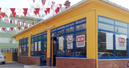 BİM'in Sattığı iPhone Ürünlerinin Sahte Olduğu İddia Edildi