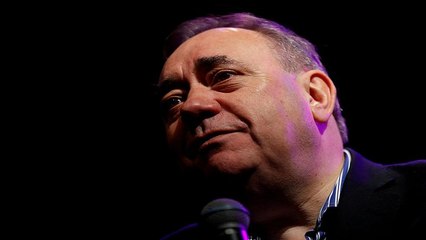 رئيس وزراء اسكتلندا السابق يغادر حزبه إثر اتهامه بالتحرش