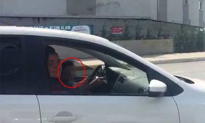 İstanbul trafiğinde araçta uygunsuz görüntüler