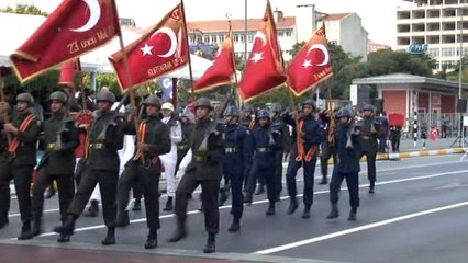 Vatan Caddesi'nde 30 Ağustos Zafer Bayramı coşkusu