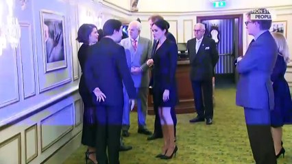 Meghan Markle de sortie avec le prince Harry : robe courte et jambes galbées, elle fait sensation