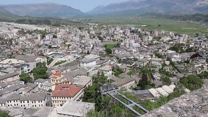 Shkolla të dëmtuara - Top Channel Albania - News - Lajme