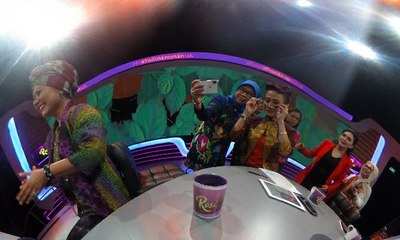 Politik Emak-Emak [360cam] - ROSI (4)