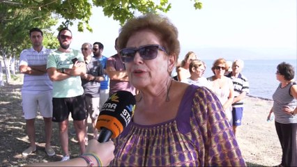 Καταγγελίες κατοίκων στο Καινούργιο για μόλυνση της θάλασσας