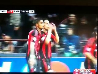 Filippo Inzaghi SECONDO GOL REAL MADRID